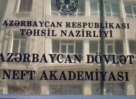 Neft Akademiyasında sessiya bazarlığı 