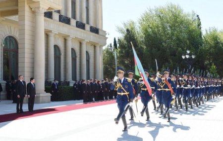 "Bizim xalqlarımızı tarix birləşdirir"