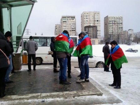 Rəsulzadə sevərlər “Azadlıq” metrosunda toplaşdı