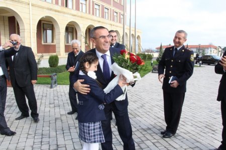 Şəmkirin icra başçısı özünü hansısa ölkənin prezidentimi zənn edir?