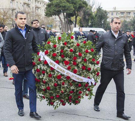  “NIKOIL | Bank-ın kollektivi Ümummilli Lider Heydər Əliyevin xatirəsini yad etdi”