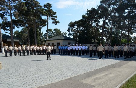 “3-4 nəfər özü üçün yeyinti yeri açıb, xınayaxdılar, ciyərkəsdilər təşkil edir” 