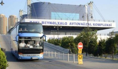 Olan-qalan turist də Bakını seçir...