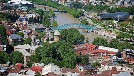 Bu ölkələr Gürcüstandakı seçkiləri tanımadı