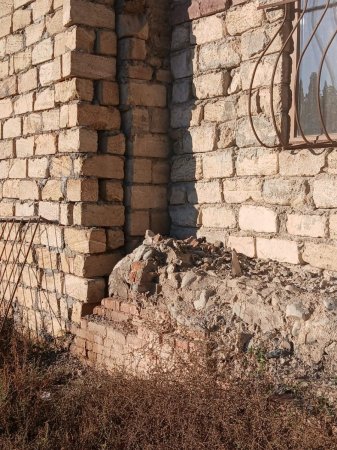 “Qəzalı evə “yüngül təmirə ehtiyacı var” yazmaq nə deməkdir?”